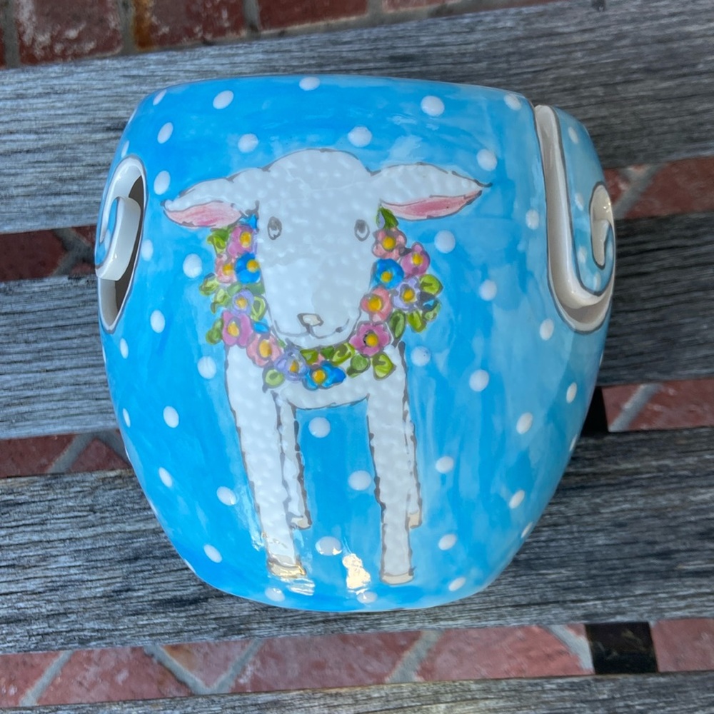 Glazed and confused lamb Yarn Bowl